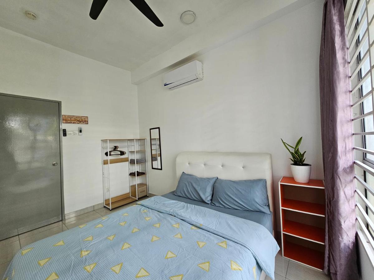 Bsp21 Family Homestay Jenjarum Extérieur photo
